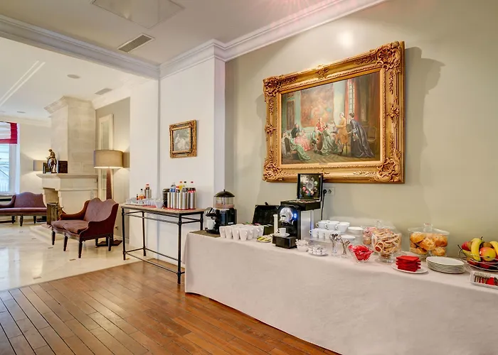 Malte - Astotel Hotel Paris