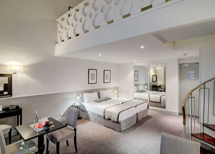 Malte - Astotel 4* Paris